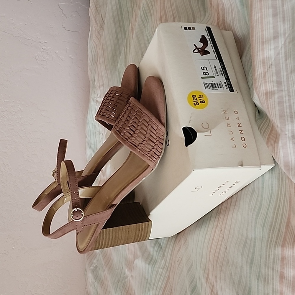 LC Lauren Conrad Heels Size 8 1/2